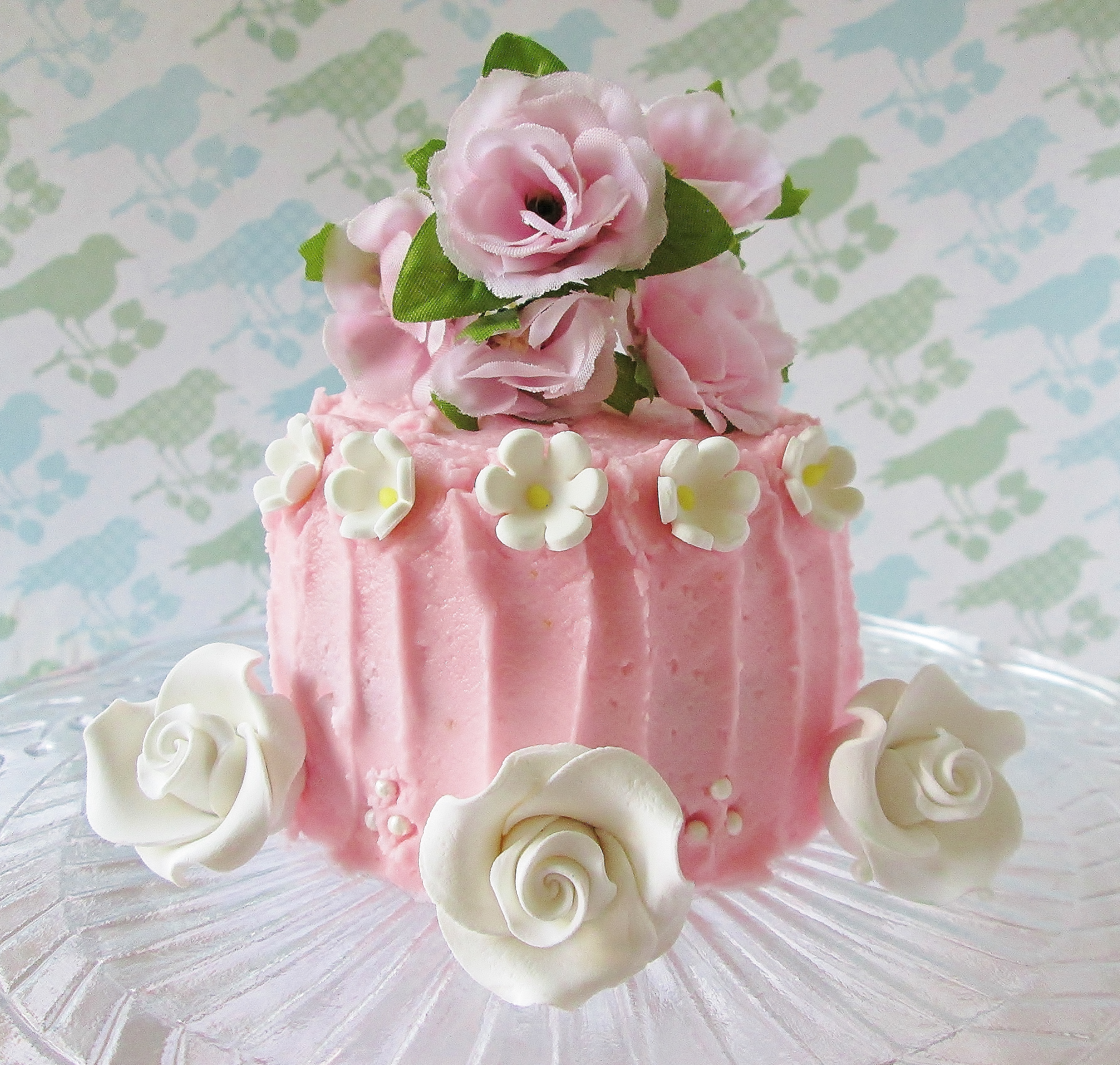 Princess Sara's Rose Cake - Alison's Wonderland Recipes