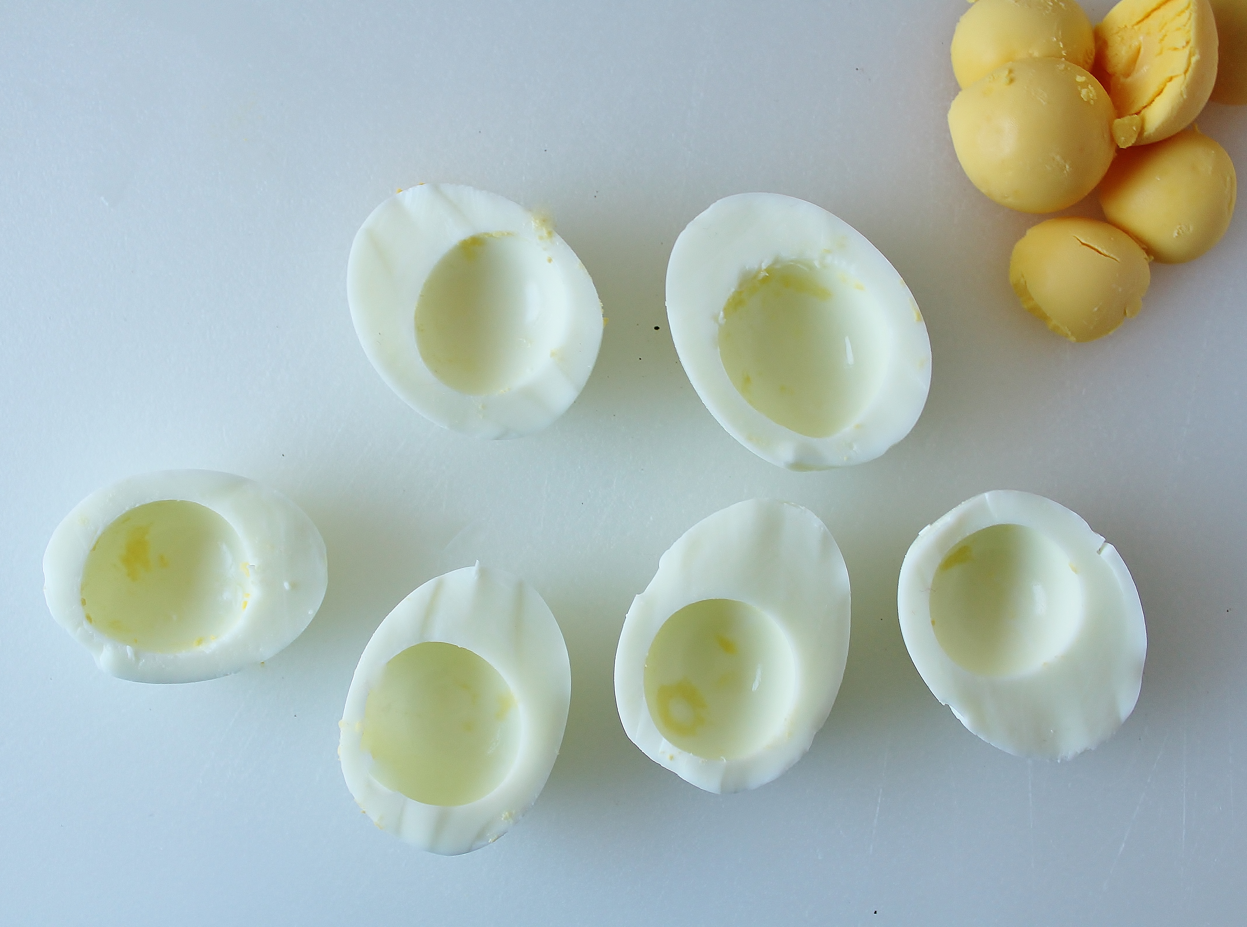 https://wonderlandrecipes.com/where-the-wild-things-are-maxs-boat-deviled-eggs-ap-7765/