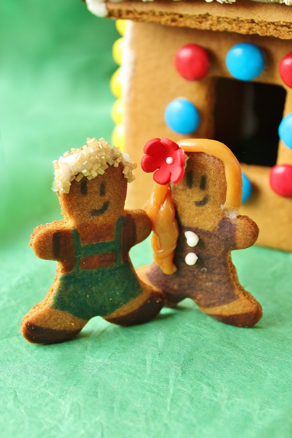 Hansel and Gretel's Gingerbread Cottage - Alison's Wonderland Recipes