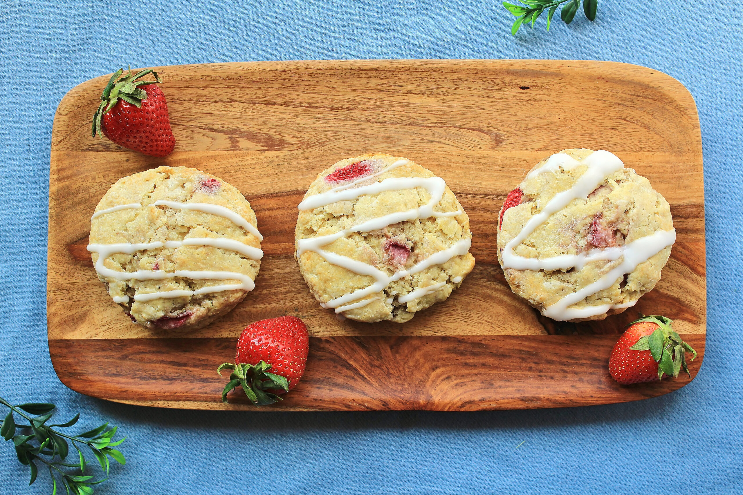 Strawberry Scones With Lemon Moscato Glaze   Alison's Wonderland Recipes